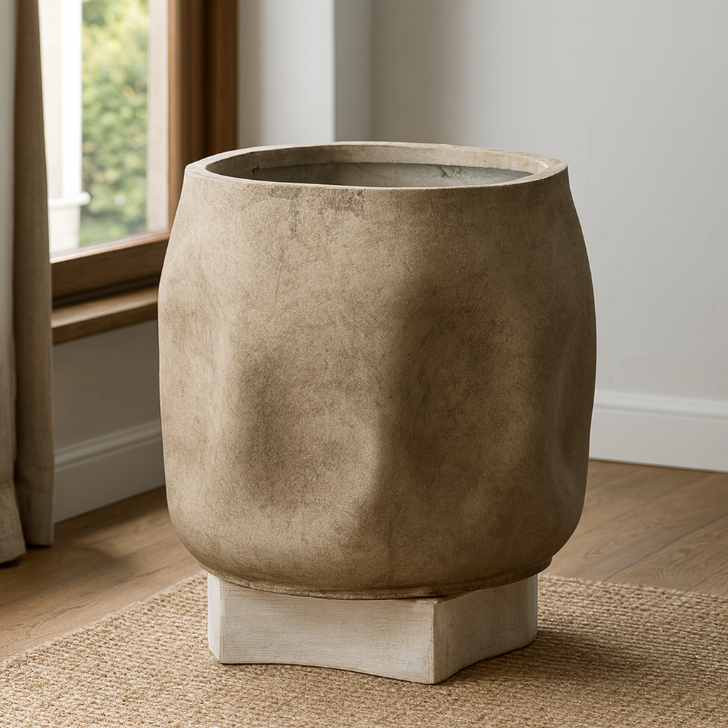 Strukturierter, unregelmäßig geformter Magnesium-Blumentopf für den Boden