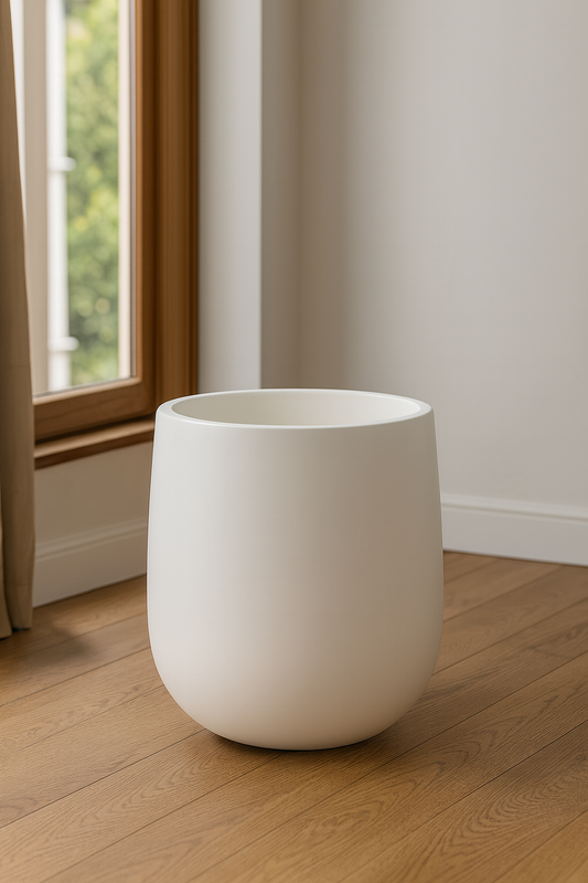 Minimalistischer runder Blumentopf aus Kunstharz