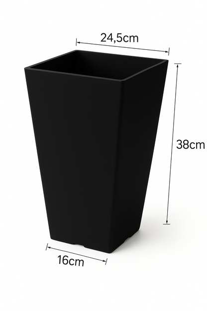 Moderner, konisch zulaufender quadratischer Pflanztopf