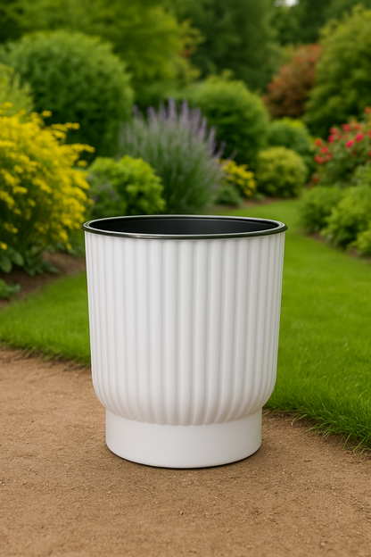 Moderner wasserabsorbierender Pflanzkübel