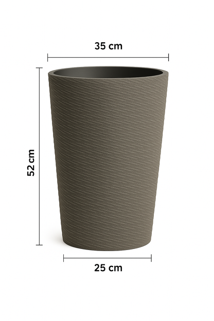 Moderner, strukturierter, hoher Pflanzkübel aus Kunstharz