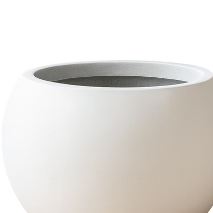 Moderner Blumentopf aus Magnesium mit Kugeln